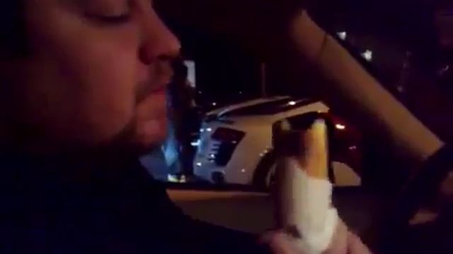 Давидыч ест хот-дог в Ферари смотреть онлайн