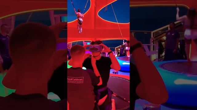 VR Bungee Jumping at Sea! ? ￼#shorts смотреть онлайн