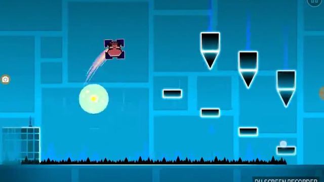 Сегодня я покажу как пройти 3 уровень в игре геомитридеш смотреть онлайн