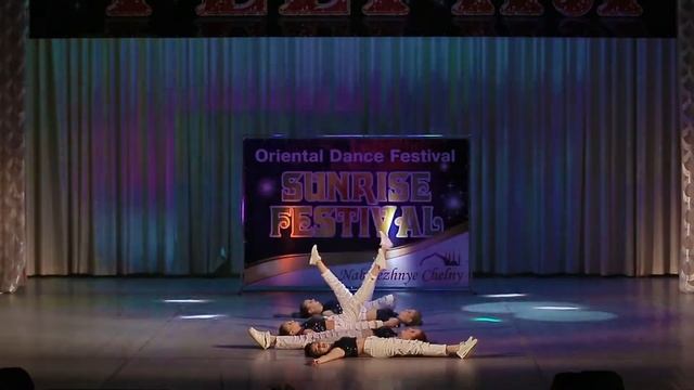 FEERIYA Oriental Dance School - Modern choreography смотреть онлайн