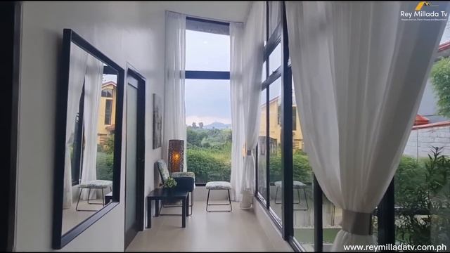 House Tour 886 ● PHP 48M Inside a Millionaire's Mountain Top Home In Windsor Tagaytay Estate.... смотреть онлайн