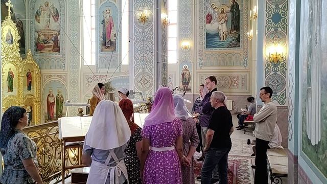 Тропа́рь, конда́к и величание Креста Господня. Регент Екатерина Артюхова. смотреть онлайн
