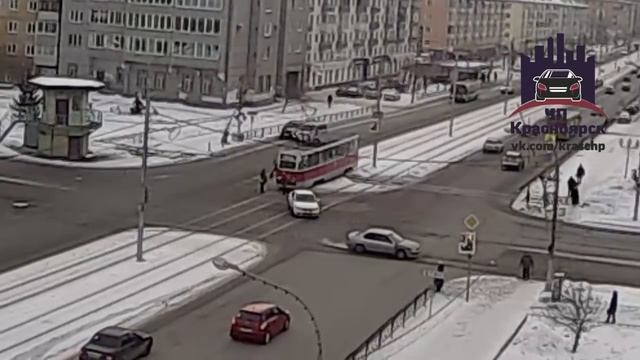 Красноярский рабочий - Сибирский переулок 01.03.2018 смотреть онлайн