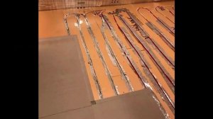 Монтаж теплого водяного пола по деревянному перекрытию (своими руками)