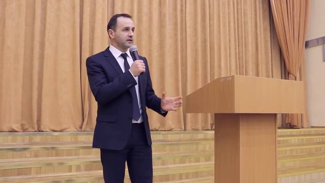 Встреча Михаила Сапунова с жителями Павшинской поймы смотреть онлайн
