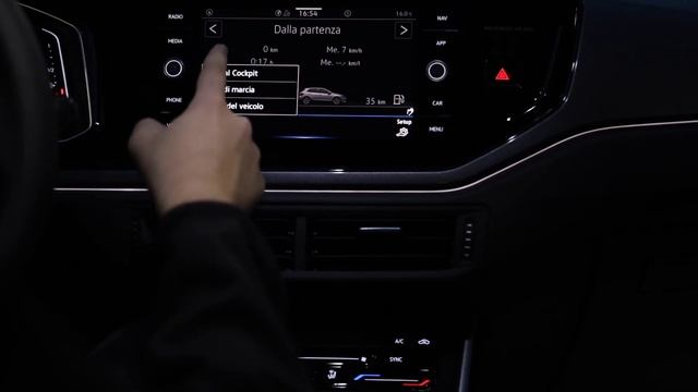 Volkswagen Polo 2022 | Focus Infotainment MIB3 & Tecnologia di bordo смотреть онлайн