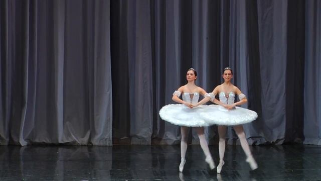 Пиццикато из балета Сильвия смотреть онлайн