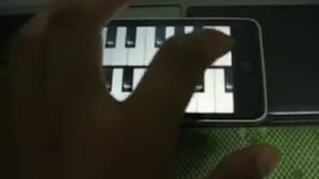 iPod Touch 2g piano game application смотреть онлайн