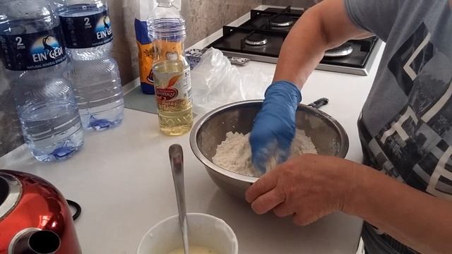 Дрожжевое тесто от моей мамы смотреть онлайн
