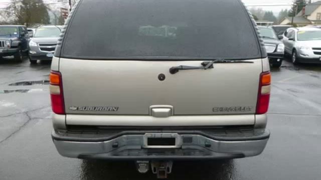 2003 Chevrolet Suburban in Gladstone OR смотреть онлайн