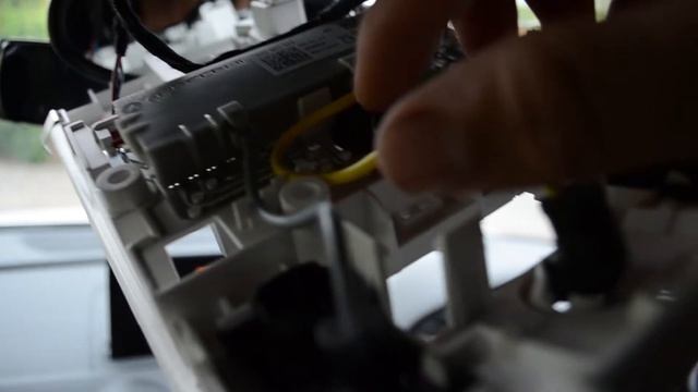 FRONT DOME LED LIGHT INSTALL (AUDI A3 8V) смотреть онлайн