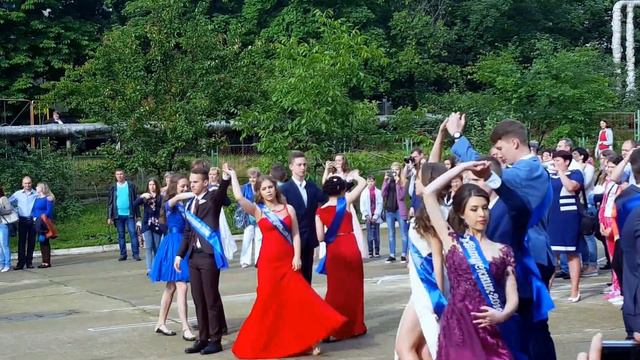 Выпускной.Школа №3 г.Южноукраинск. смотреть онлайн