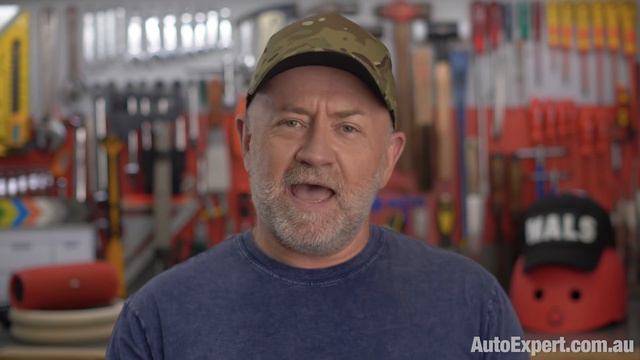 How dangerous is driving, really? | Auto Expert John Cadogan смотреть онлайн