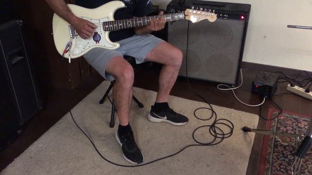 Fender Stratocaster american standard 2008 смотреть онлайн