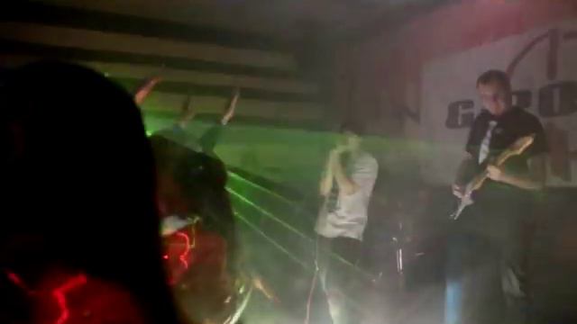 G-POINT - Supermassive Black Hole (Muse cover) смотреть онлайн