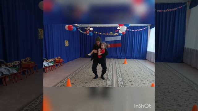 Спортивный досуг "Вместе с папой", приуроченный к 23 февраля. смотреть онлайн