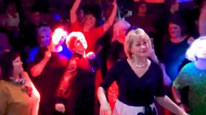 "Смейся и танцуй Зажигай" - Валерий Палаускас