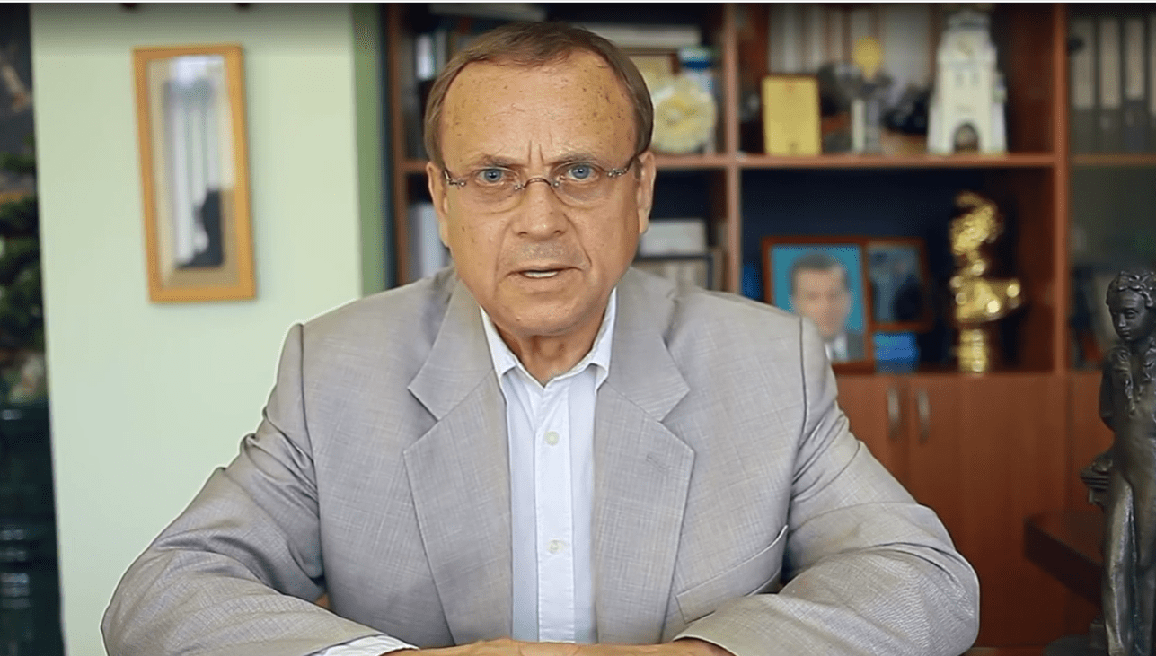 Ефимов В. А. Тёмные очки Путина, или выход из Матрицы (1).mp4 смотреть онлайн