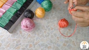 Необычное применение пакетов для мусора/ Как связать Коврик крючком из мусорных пакетов