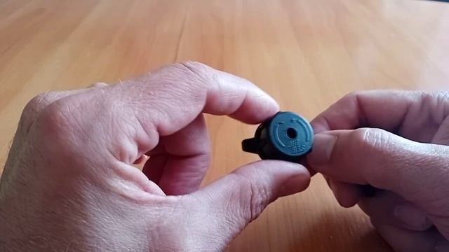 Капельница разборная регулируемая 0-70, 0-100, 0-150 литров в час. Турция, SerDrip. смотреть онлайн