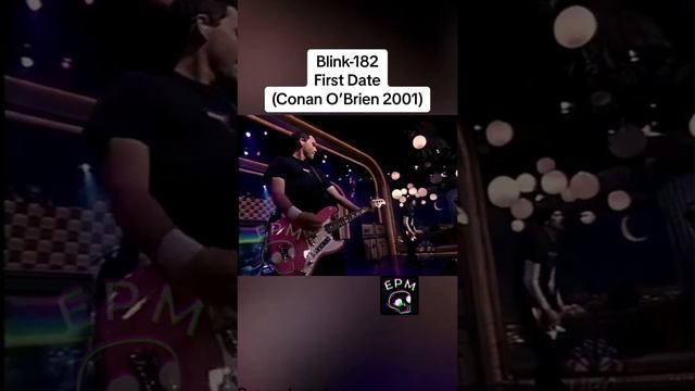 blink-182 - First Date LIVE! смотреть онлайн