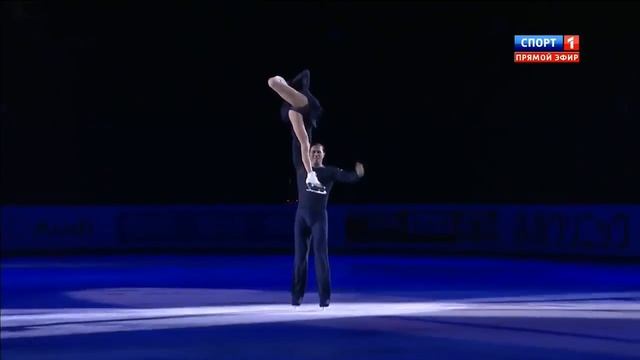 Показательные выступления Юко Кавагути и Александра Смирнова