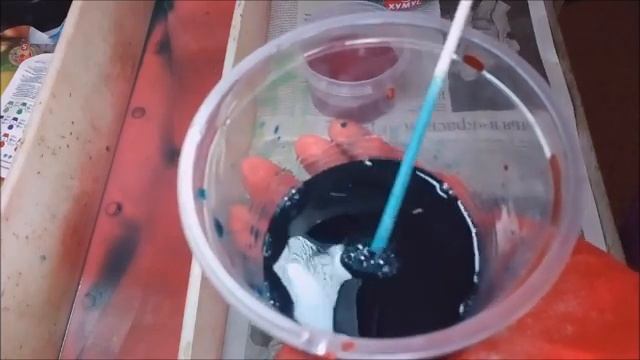 Эксперимент с пищевыми красителями. Смешиваю цвета и крашу бумажную лозу смотреть онлайн