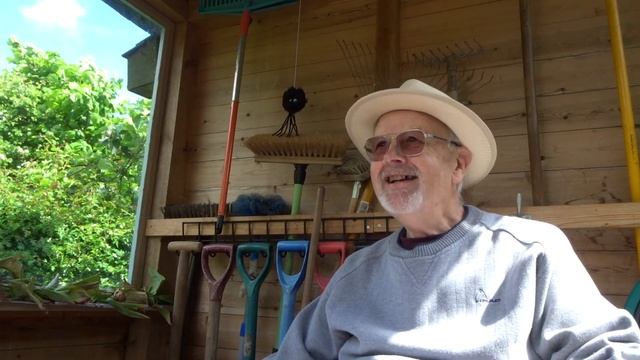 Parkinsons Walks Friday Vlog 20 May 2022 Combine Harvester смотреть онлайн