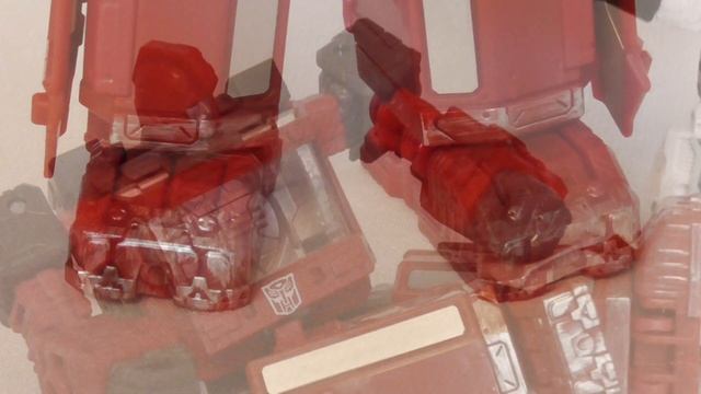 Обзор на TRANSFORMERS SIEGE - Ironhide (WFC-S21) смотреть онлайн