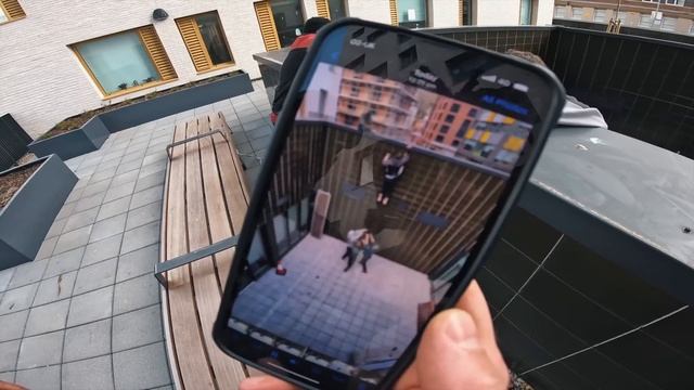 EXTREME Parkour ESCAPE Room (We Got Stuck!) смотреть онлайн