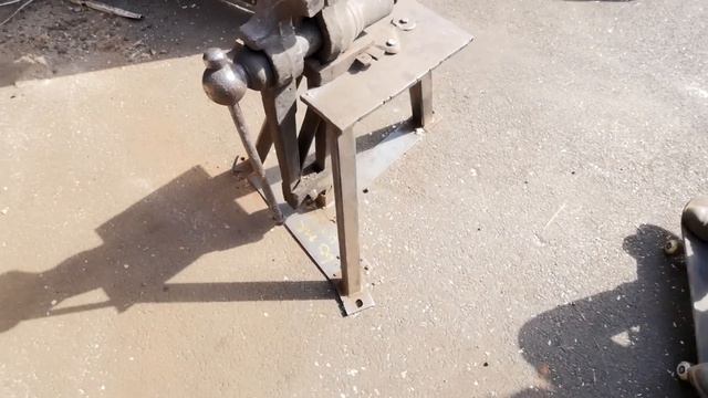 HOW TO MOUNT A BLACKSMITH'S LEG VICE смотреть онлайн