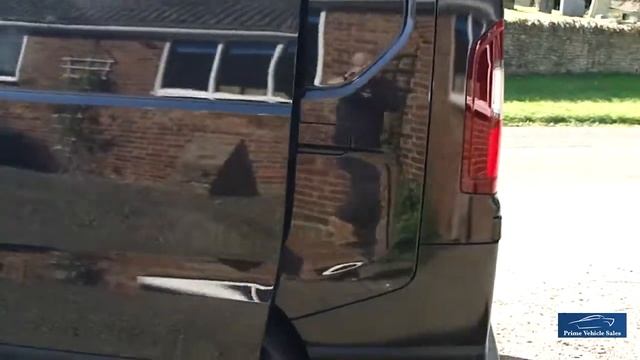 2017:17 Renault Trafic 1.6 Sport Nav LWB PVSsportline Edition смотреть онлайн