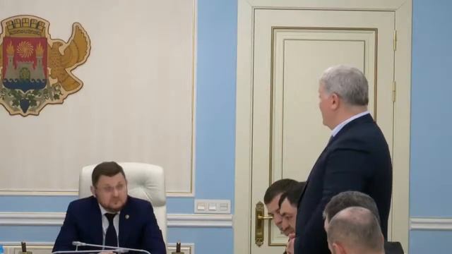 Казанби Казанбиев отмечен Почётной грамотой мэрии Махачкалы смотреть онлайн