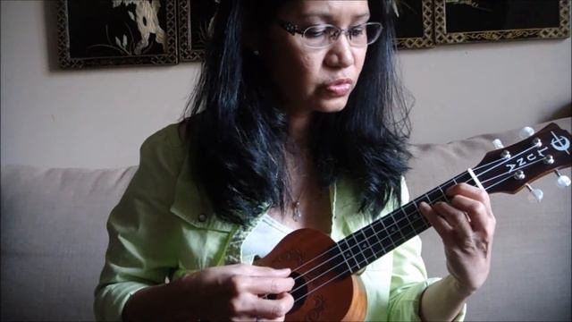 Moon River ( ukulele cover - fingerpicking style) смотреть онлайн