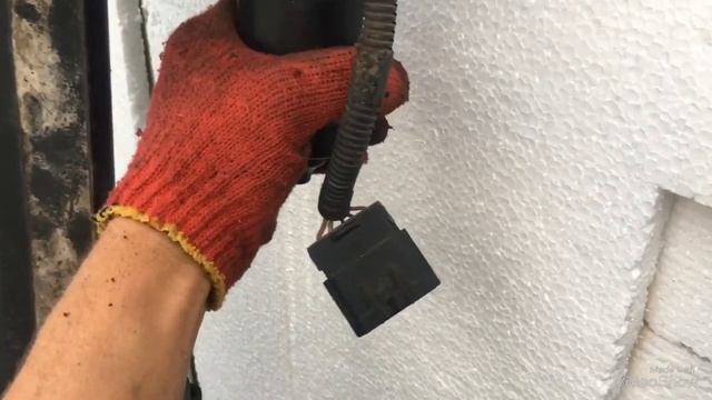 Как починить подножки на Кадилак Эскалэйд за 50$ смотреть онлайн