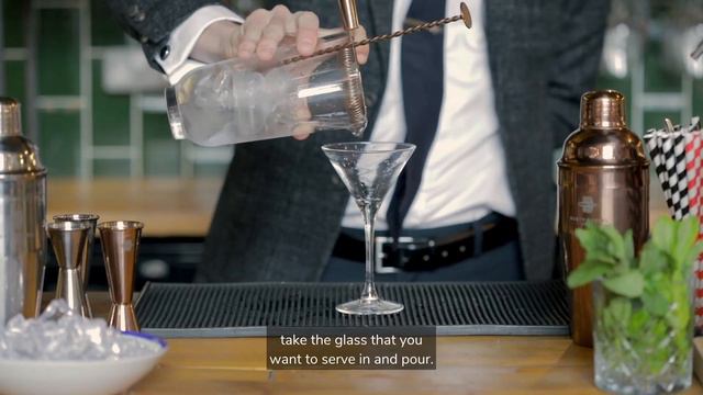 How to Make Cocktails at Home - E4 - Dilution - Rusty Barrel смотреть онлайн