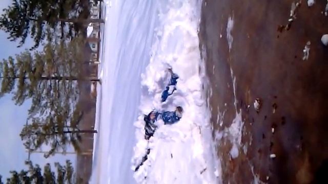 Megan's Snow Angel Attempt смотреть онлайн
