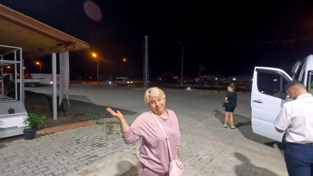 Турция. ПРИЕХАЛИ и ОБАЛДЕЛИ❗️РАДЫ ли здесь ТУРИСТАМ? Анталия сейчас