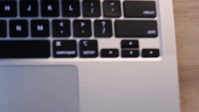 M1 MacBook Air Worth Buying before 2022 Apple September Event? Short review on 13 inch MacBook Air! смотреть онлайн