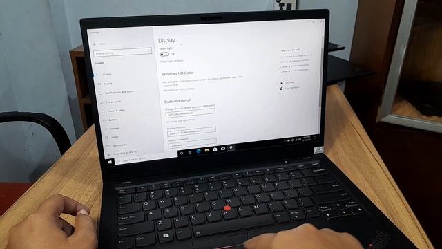 Laptop Paling Tipis di kelasnya | Lenovo ThinkPad X1 Carbon смотреть онлайн