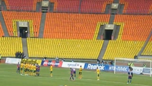 Удар Зорана Тошича. Думали гол... смотреть онлайн