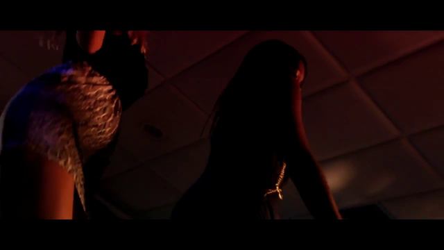 Simone Pisapia feat. Jonathan La Lokura - Movida (Official Video HD) смотреть онлайн