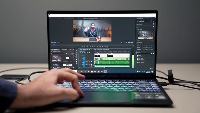 MSI Prestige 14 Review - MSI Needs to do Better! смотреть онлайн