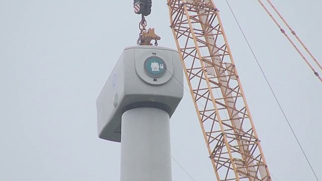 GE Builds Brilliant Future of Wind Energy with 25,000th Wind Turbine Installed смотреть онлайн