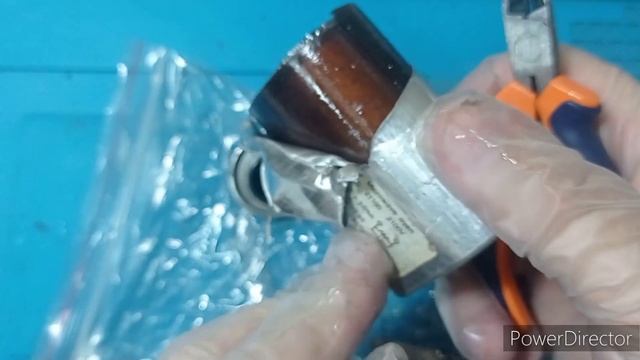 Что внутри конденсатора. Вскрытие покажет. смотреть онлайн