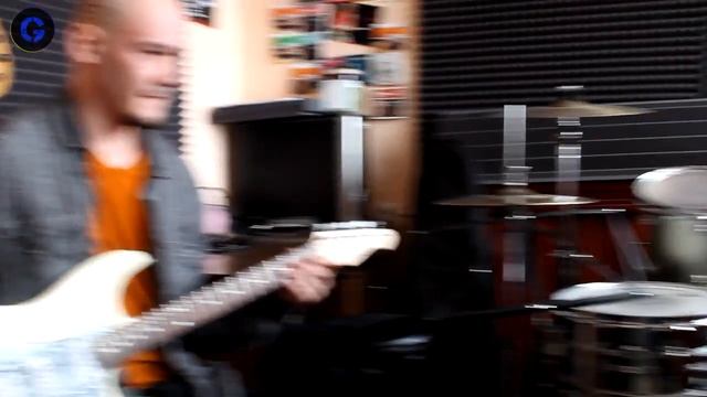 Are You Ready to Rock? смотреть онлайн