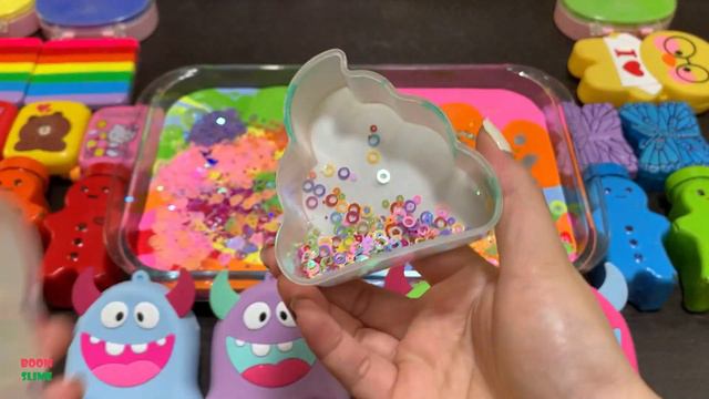 RELAXING WITH CLAY PIPING BAGS VS MAKEUP VS GLITTER !!! Mixing Random Things Into Slime.mp4 смотреть онлайн