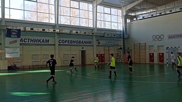 Звездный мяч ФК Труд -ФК Рекорд смотреть онлайн