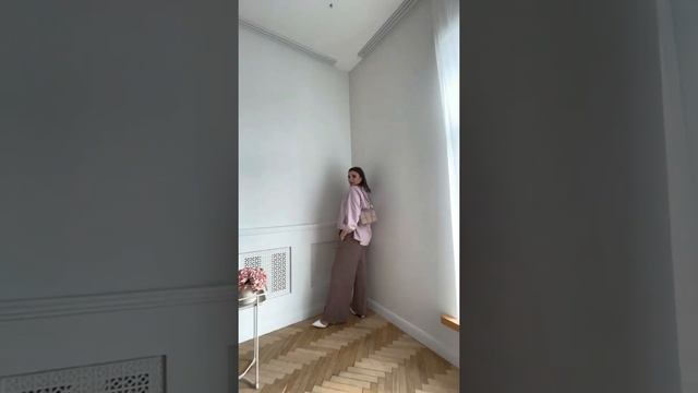 Блуза из хлопка пыльная роза с ассиметричным низом 4005/ брюки палаццо кофейного цвета 6004 BegiMod смотреть онлайн