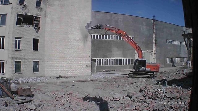 РАБОТА НА ЭКСКАВАТОРЕ. РАЗРУШЕНИЕ, СНОС ЗДАНИЯ ЭКСКАВАТОРОМ. КАК ЭКСКАВАТОР РАЗРУШАЕТ ЗДАНИЕ. смотреть онлайн